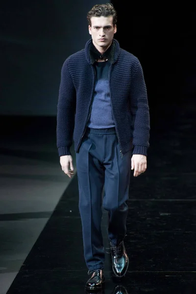 Look 69